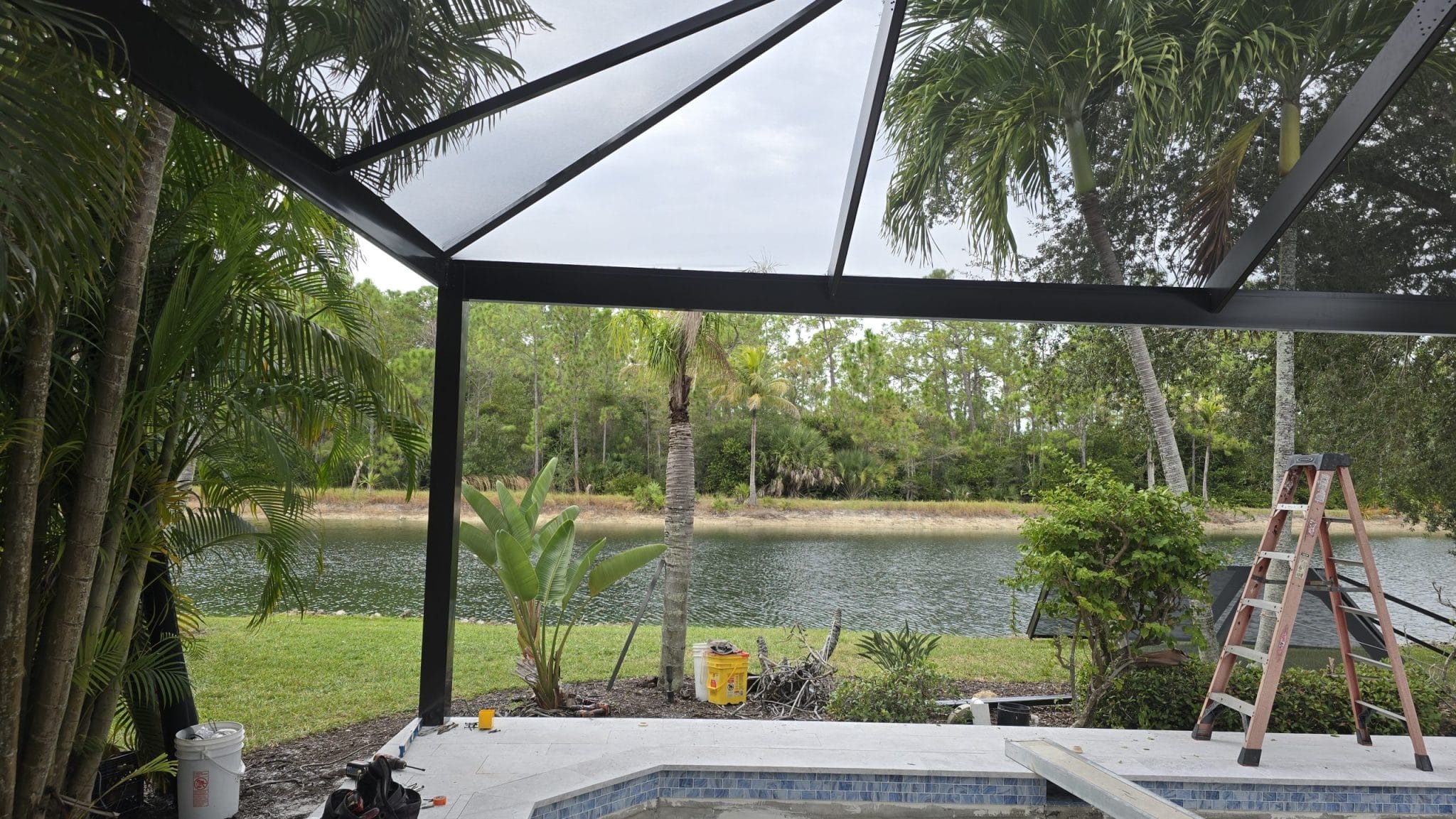 Pool Cage Base How to Future-Proof Your Pool Cage Design - Aluminum Master - 321 15th ...
